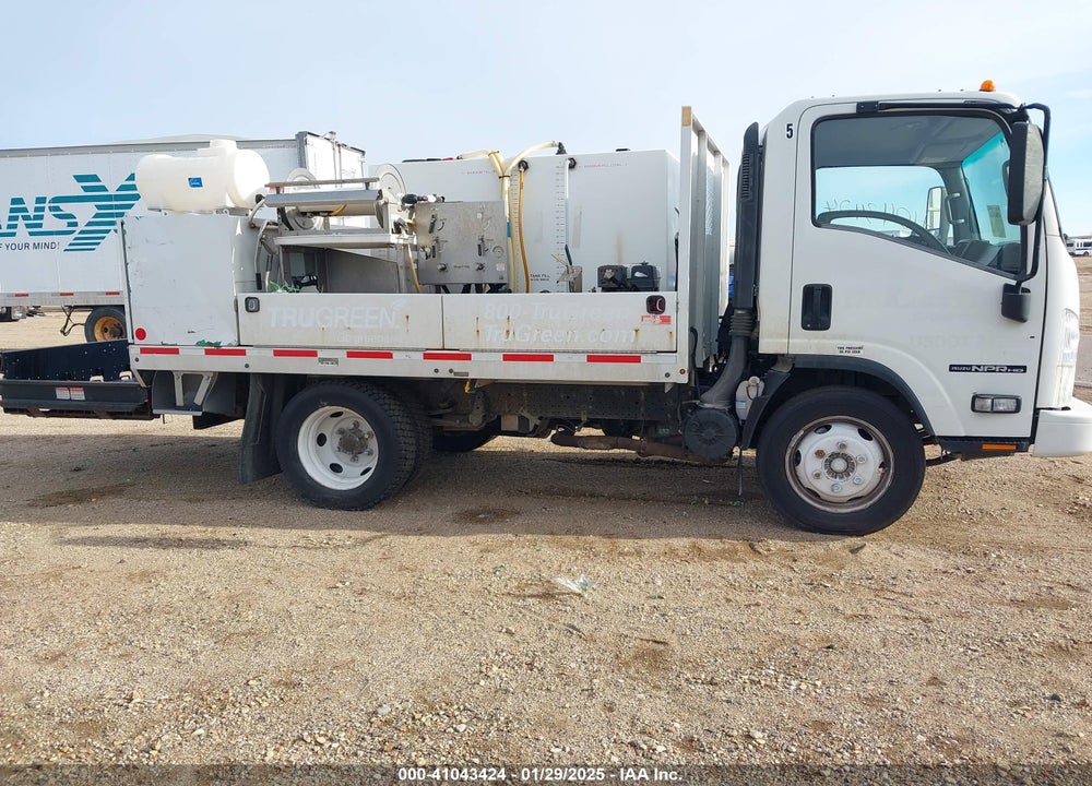 2014 ISUZU NPR GAS REG VIN: 54DC4W1B0ES802737