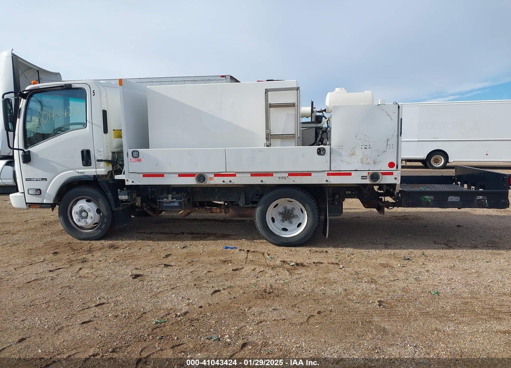 2014 ISUZU NPR GAS REG VIN: 54DC4W1B0ES802737