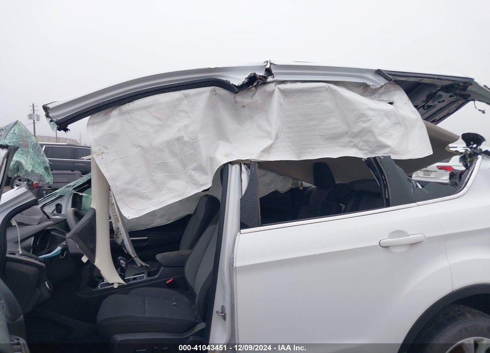 2019 FORD ESCAPE VIN: 1FMCU0GD1KUC02444