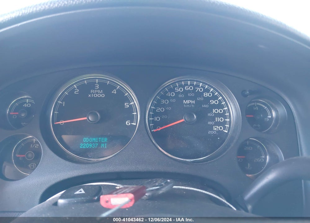 2011 CHEVROLET AVALANCHE 1500 LT1 VIN: 3GNMCFE09BG334117