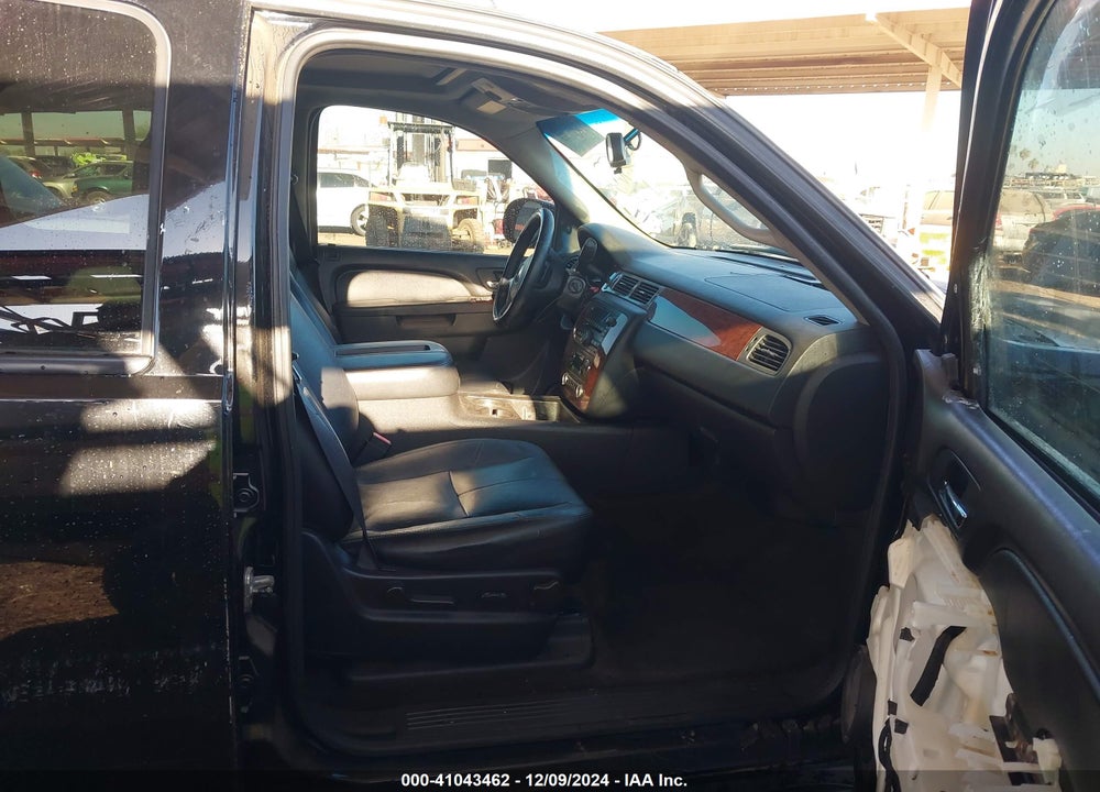 2011 CHEVROLET AVALANCHE 1500 LT1 VIN: 3GNMCFE09BG334117