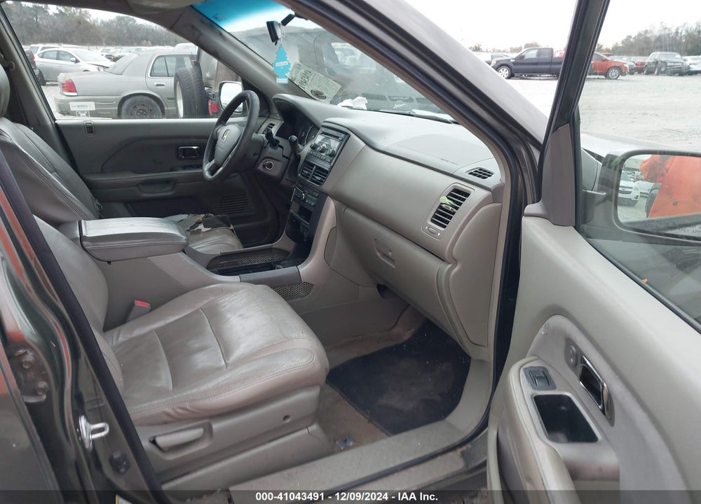 2006 HONDA PILOT EX VIN: 5FNYF28436B051524