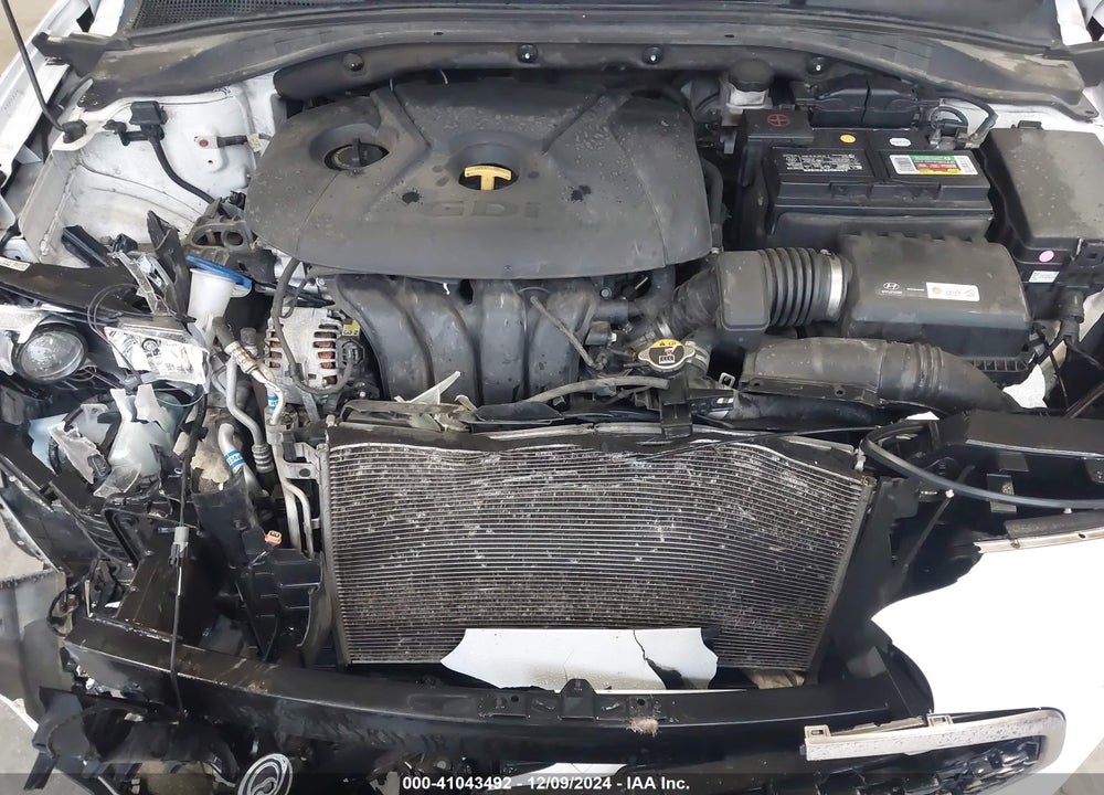 2018 HYUNDAI ELANTRA GT VIN: KMHH35LE4JU009708