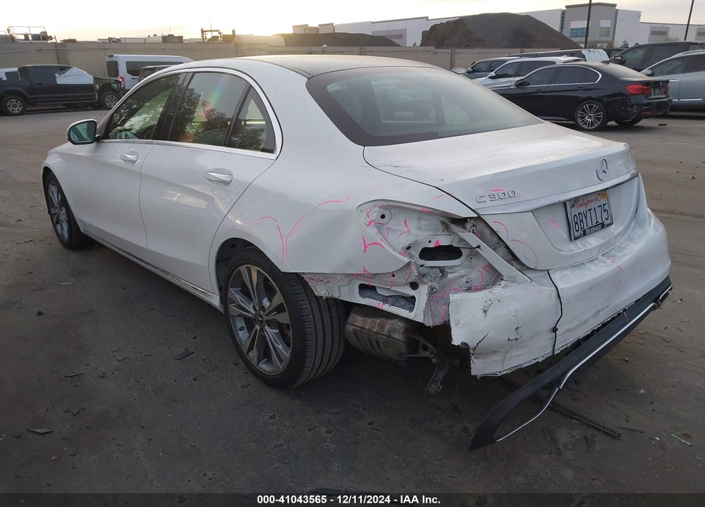 2018 MERCEDES-BENZ C 300 VIN: 55SWF4JB2JU259008