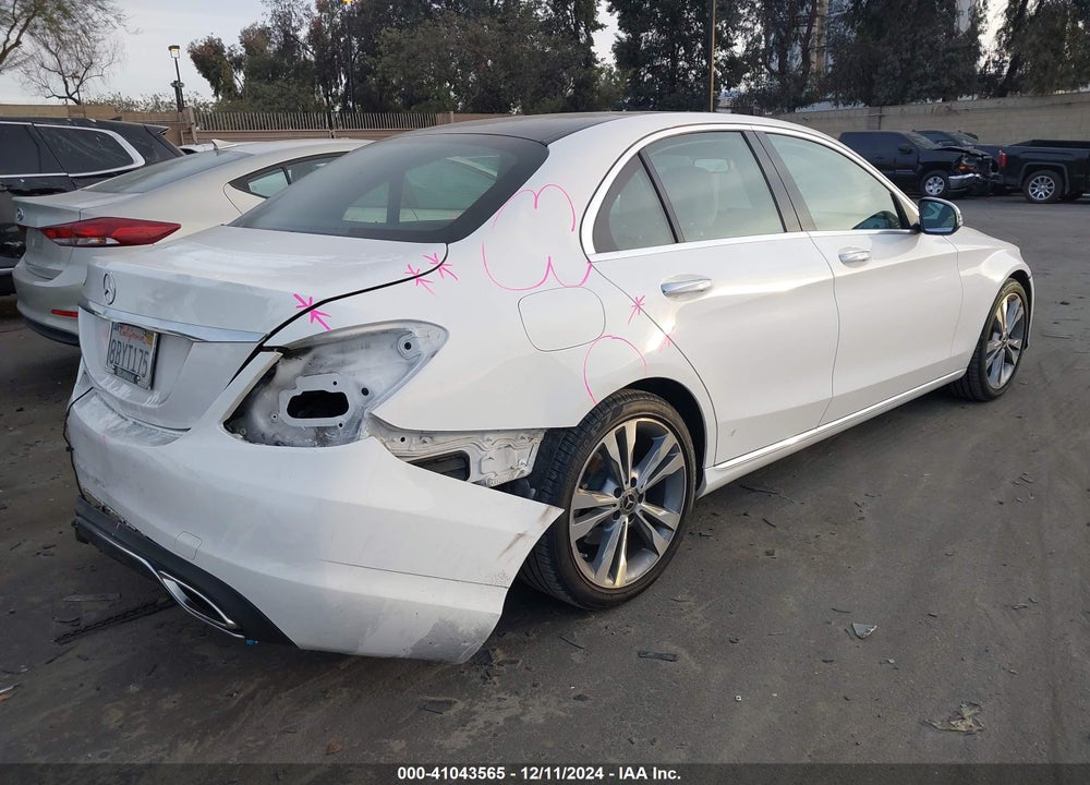 2018 MERCEDES-BENZ C 300 VIN: 55SWF4JB2JU259008