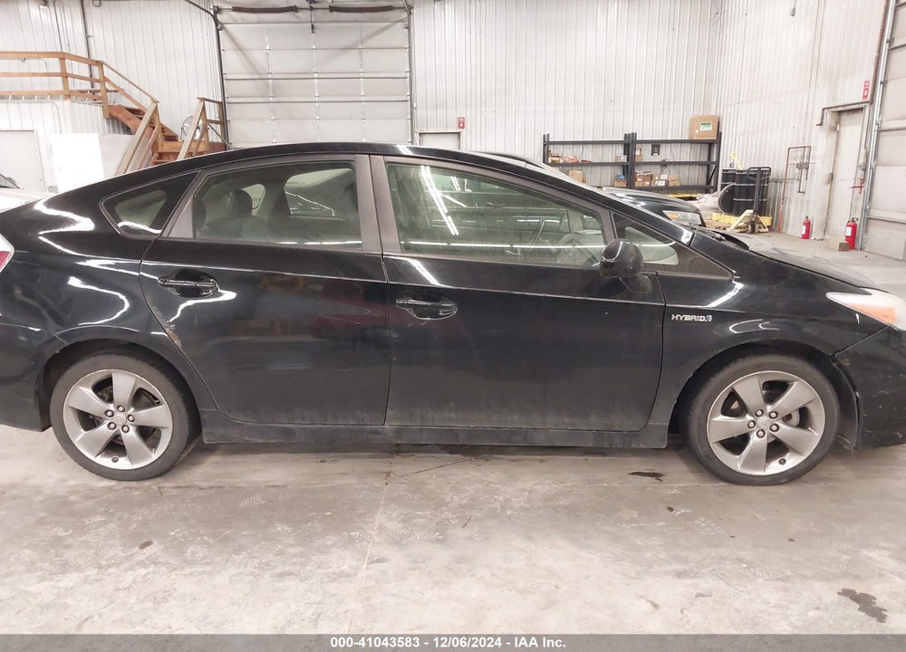 2013 TOYOTA PRIUS VIN: JTDKN3DU9D5625563