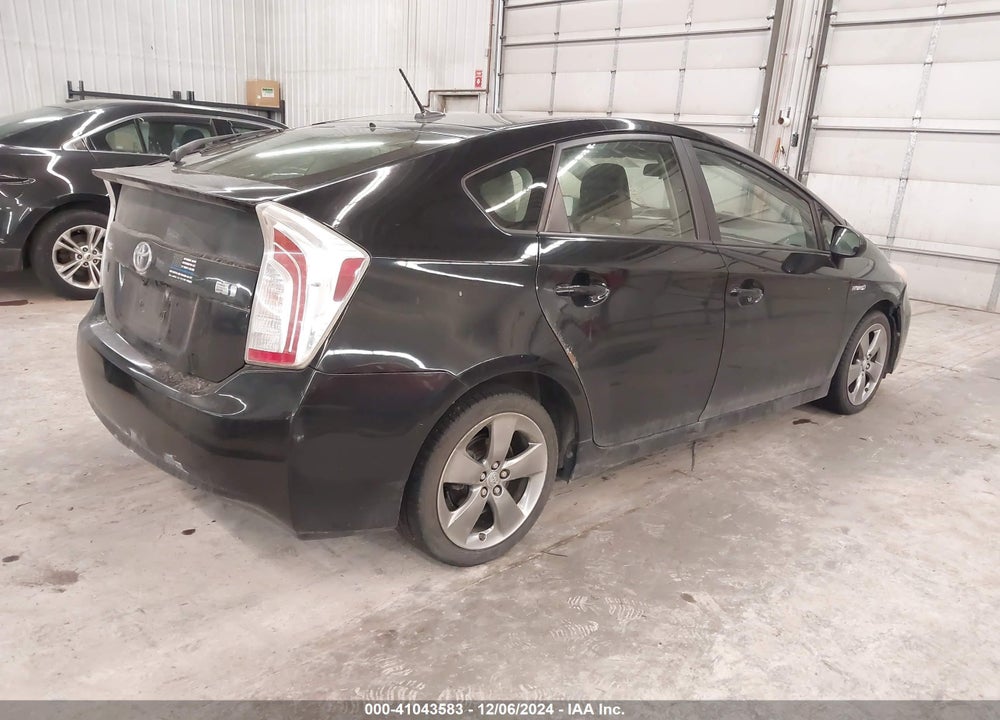 2013 TOYOTA PRIUS VIN: JTDKN3DU9D5625563