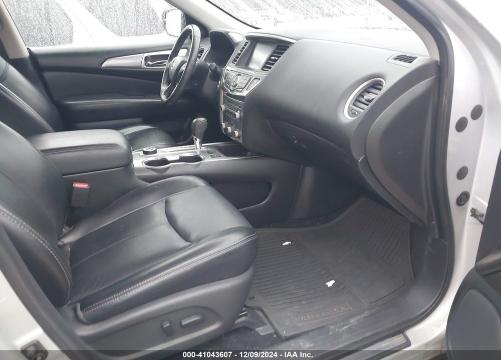 2019 NISSAN PATHFINDER SL VIN: 5N1DR2MM8KC626635