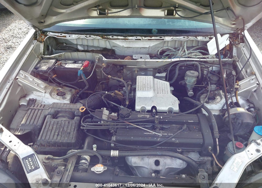 2000 HONDA CR-V LX VIN: JHLRD1747YC057142