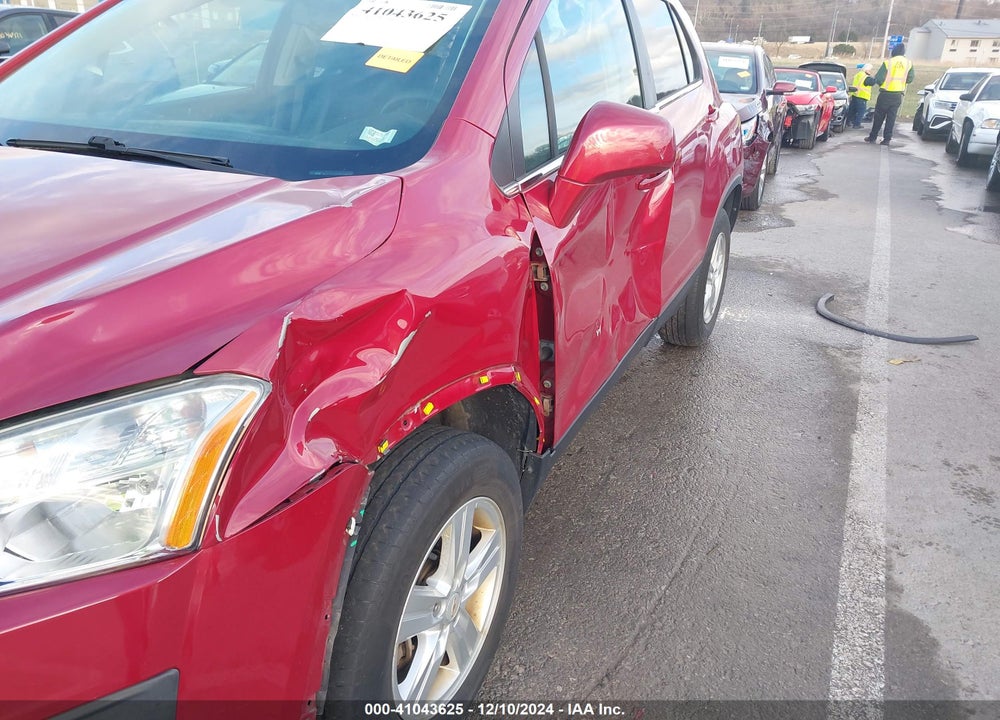 2015 CHEVROLET TRAX LT VIN: KL7CJRSB6FB200792