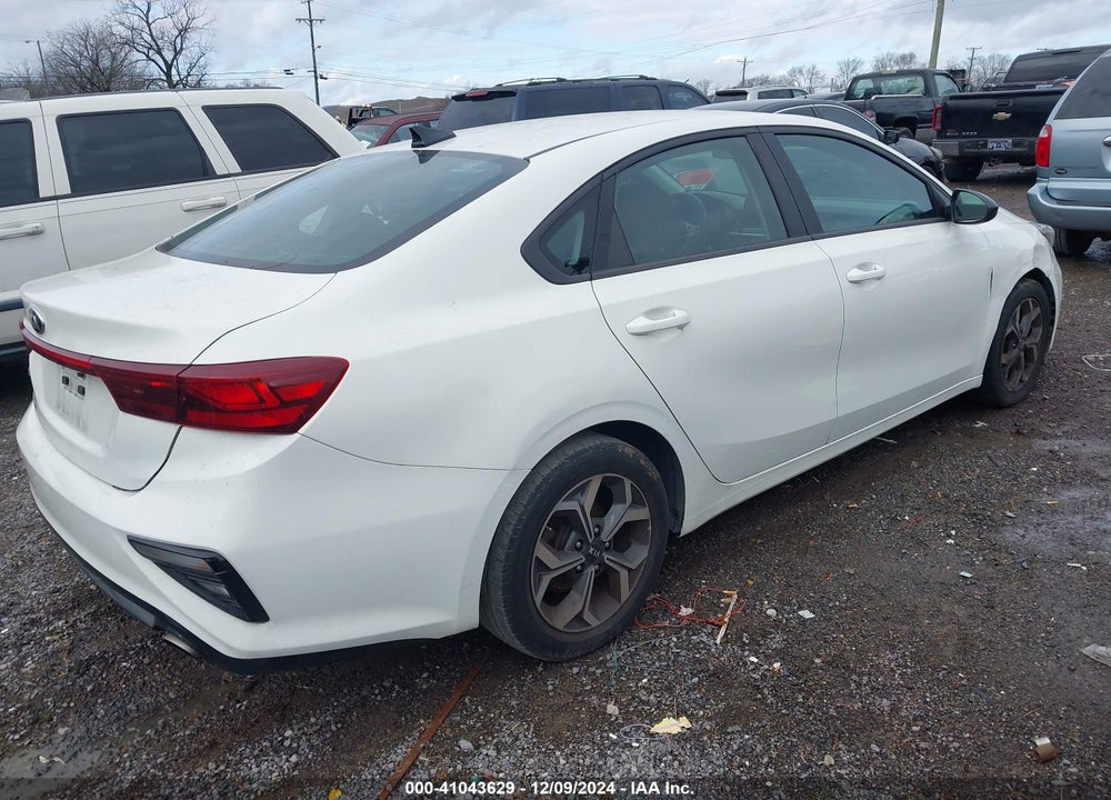 2021 KIA FORTE LXS VIN: 3KPF24AD0ME271022