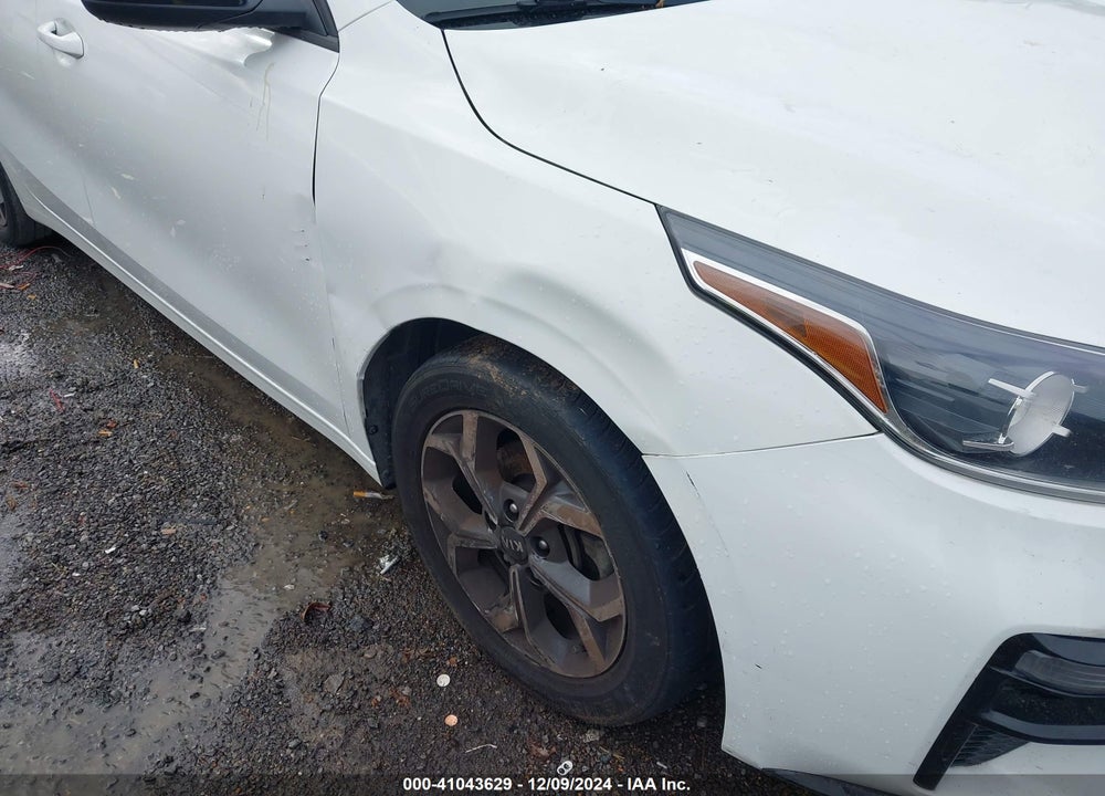 2021 KIA FORTE LXS VIN: 3KPF24AD0ME271022
