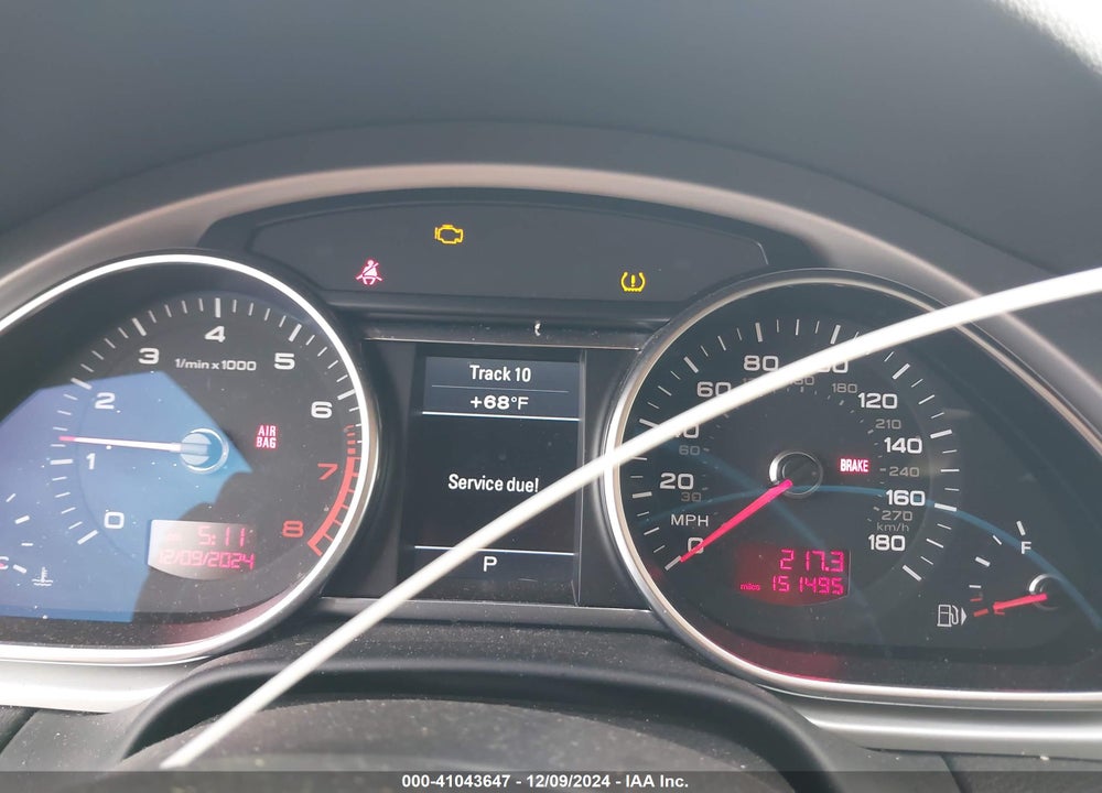 2011 AUDI Q7 3.0T PREMIUM VIN: WA1CGBFE2BD010333