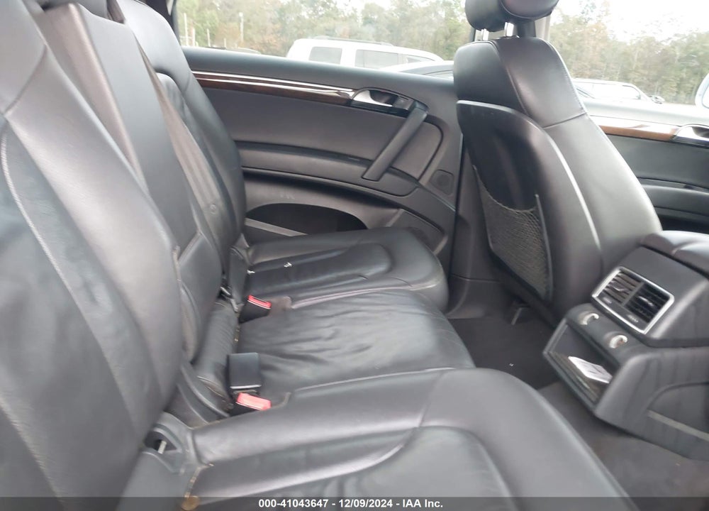2011 AUDI Q7 3.0T PREMIUM VIN: WA1CGBFE2BD010333