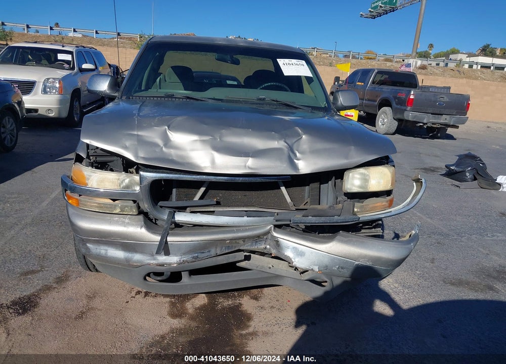2000 GMC SIERRA 1500 SLE VIN: 2GTEC19V6Y1136571