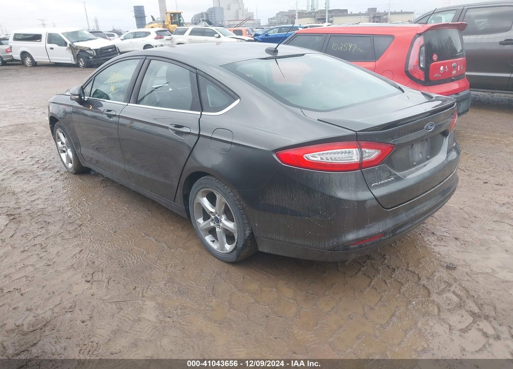 2015 FORD FUSION SE VIN: 3FA6P0H73FR222859