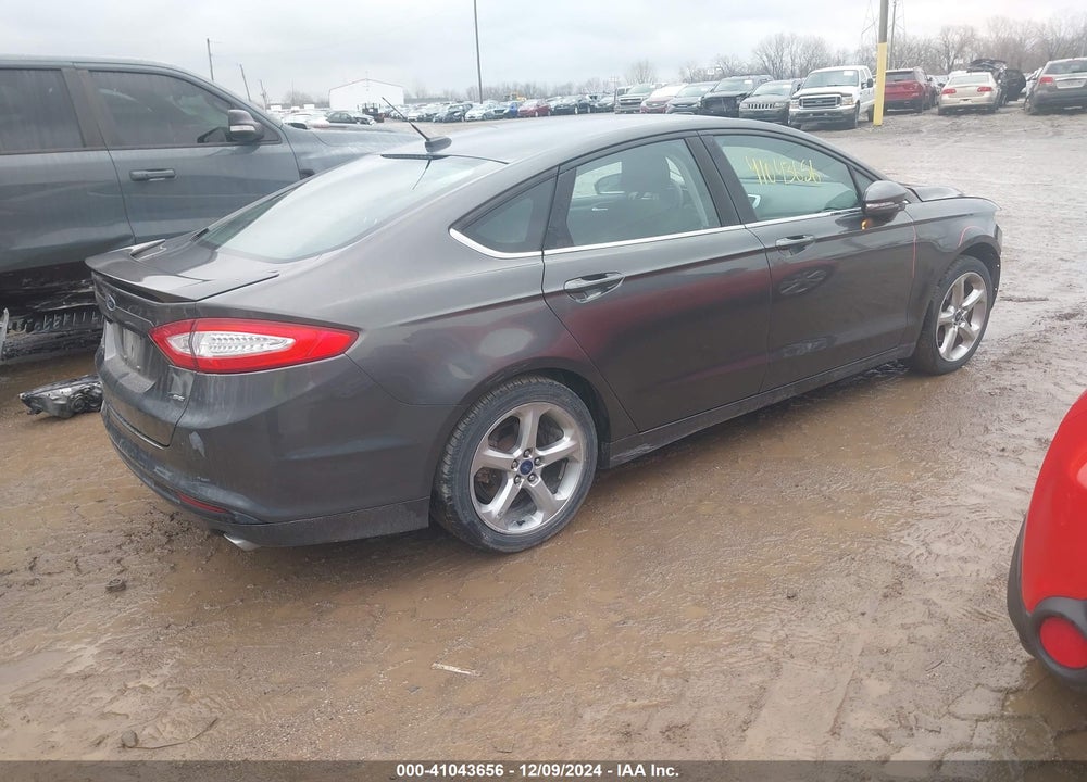 2015 FORD FUSION SE VIN: 3FA6P0H73FR222859
