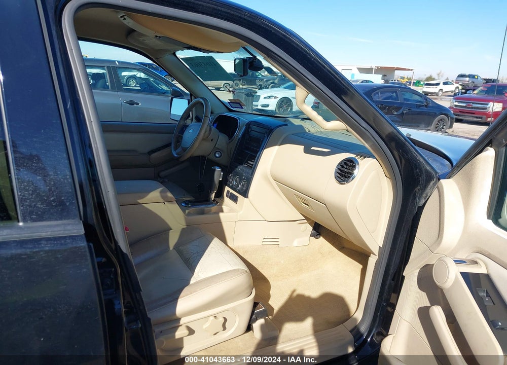 2006 FORD EXPLORER XLT VIN: 1FMEU63E36UB12244