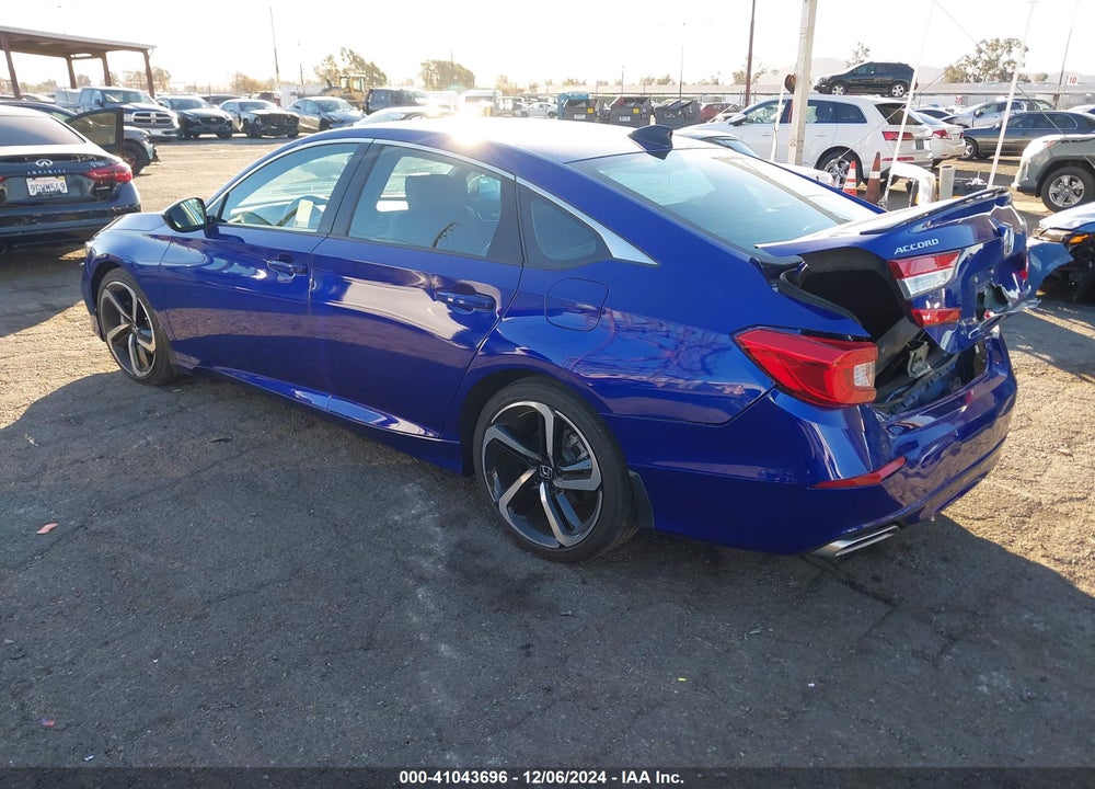 2022 HONDA ACCORD VIN: 1HGCV1F30NA104822
