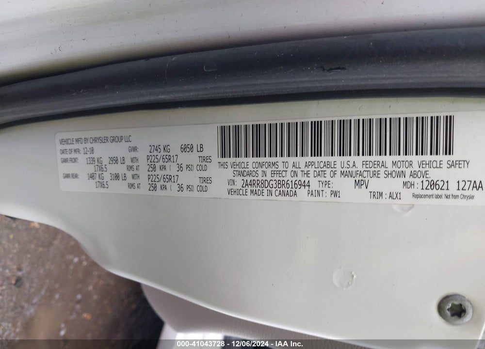 2011 CHRYSLER TOWN & COUNTRY TOURING-L VIN: 2A4RR8DG3BR616944
