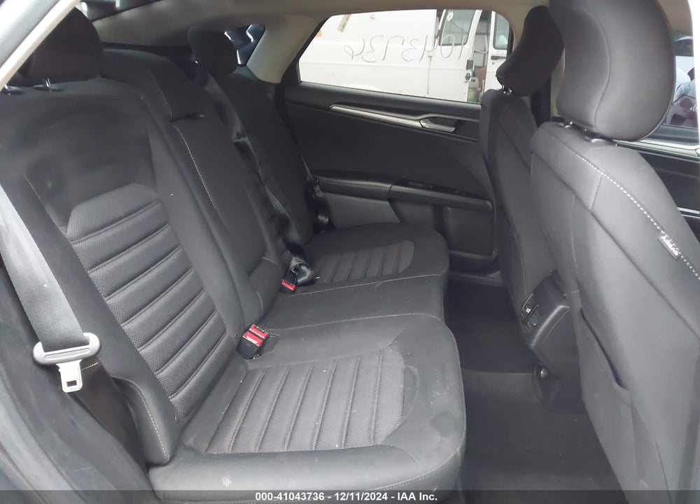 2017 FORD FUSION SE VIN: 3FA6P0H70HR109924