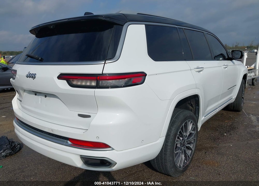 2021 JEEP GRAND CHEROKEE L SUMMIT RESERVE 4X4 VIN: 1C4RJKEG2M8195922