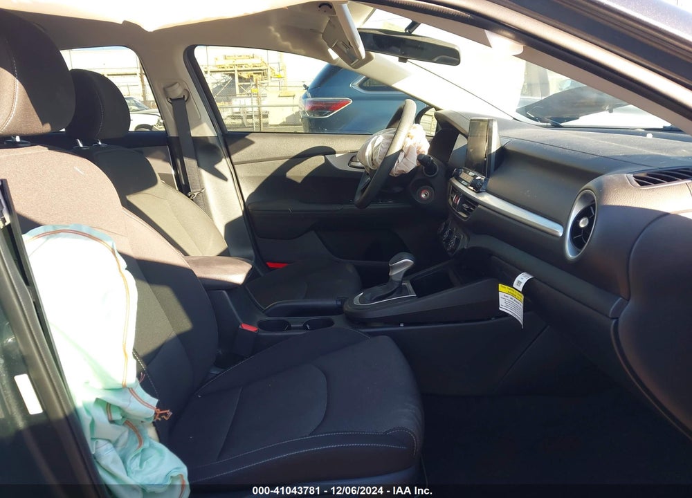 2024 KIA FORTE LXS VIN: 3KPF24AD8RE700852