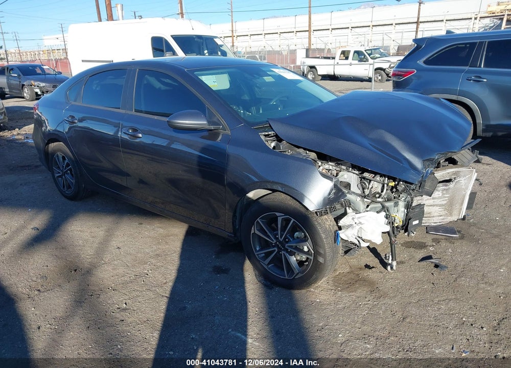 2024 KIA FORTE LXS VIN: 3KPF24AD8RE700852