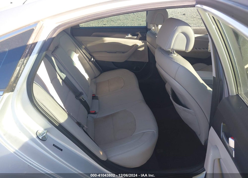 2017 HYUNDAI SONATA SPORT VIN: 5NPE34AFXHH587622