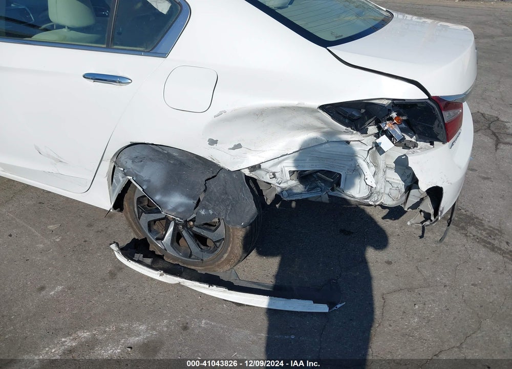 2016 HONDA ACCORD EX VIN: 1HGCR2F79GA024936