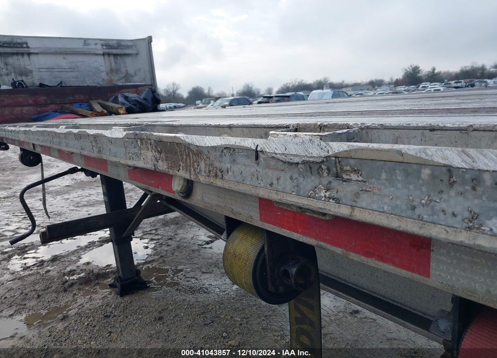 2005 RAVENS METAL PRODUCTS INC TRAILER VIN: 1R1F1482X5K550529