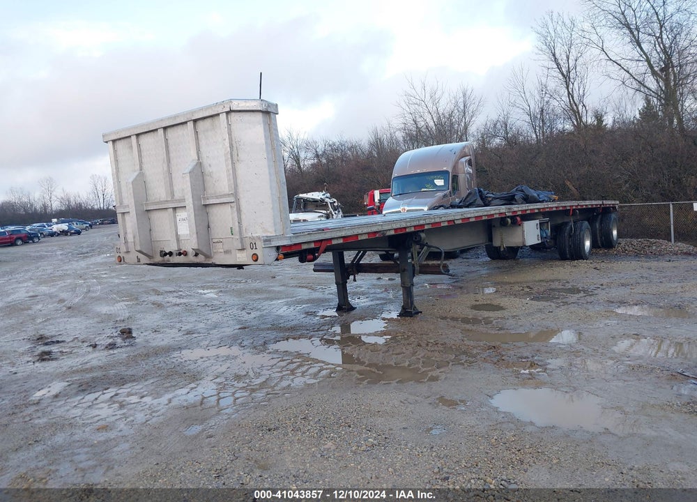 2005 RAVENS METAL PRODUCTS INC TRAILER VIN: 1R1F1482X5K550529