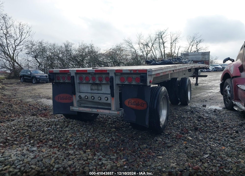 2005 RAVENS METAL PRODUCTS INC TRAILER VIN: 1R1F1482X5K550529