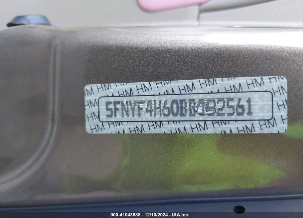 2011 HONDA PILOT EX-L VIN: 5FNYF4H60BB082561