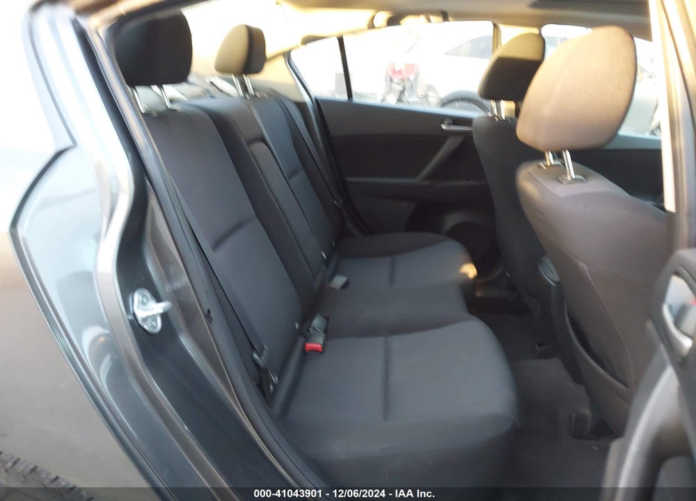 2010 MAZDA MAZDA3 VIN: JM1BL1SF3A1328516
