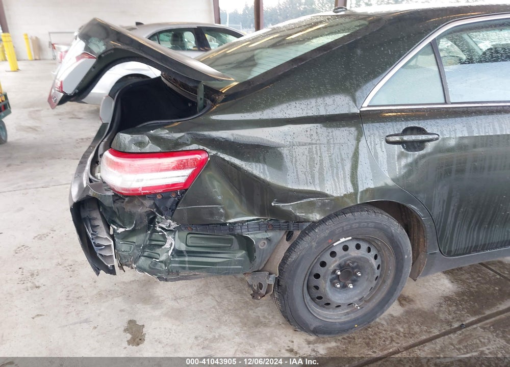 2010 TOYOTA CAMRY LE VIN: 4T4BF3EK0AR039475