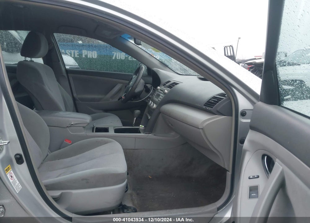 2011 TOYOTA CAMRY LE VIN: 4T1BF3EK5BU664711