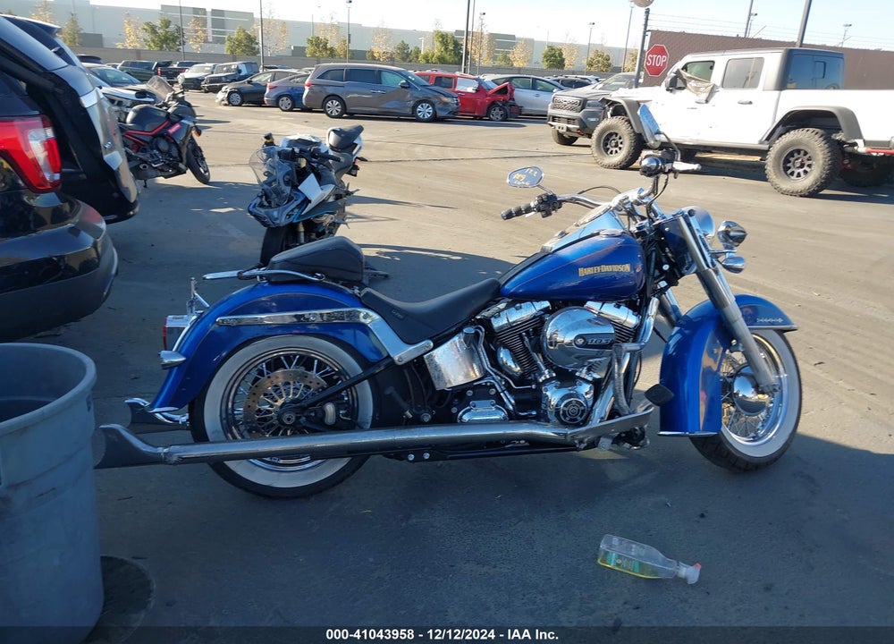 2017 HARLEY-DAVIDSON FLSTN SOFTAIL DELUXE VIN: 1HD1JDV39HB023030