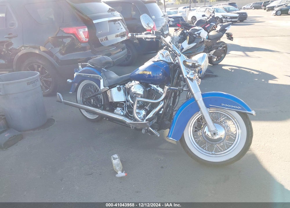 2017 HARLEY-DAVIDSON FLSTN SOFTAIL DELUXE VIN: 1HD1JDV39HB023030