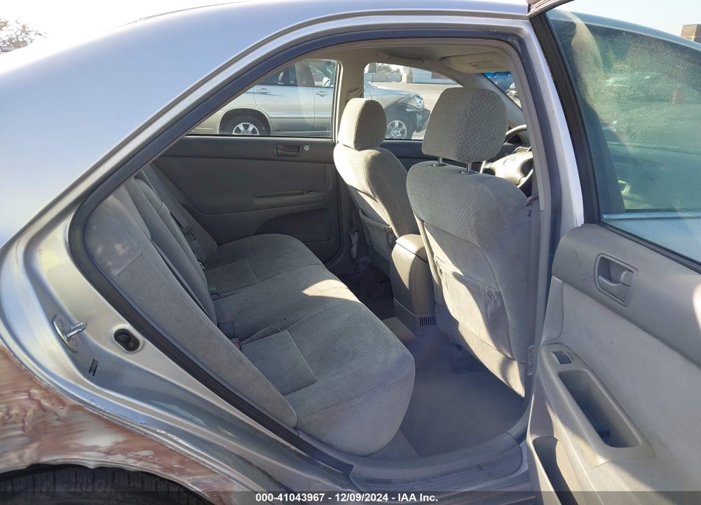 2004 TOYOTA CAMRY LE VIN: 4T1BE32K84U361819