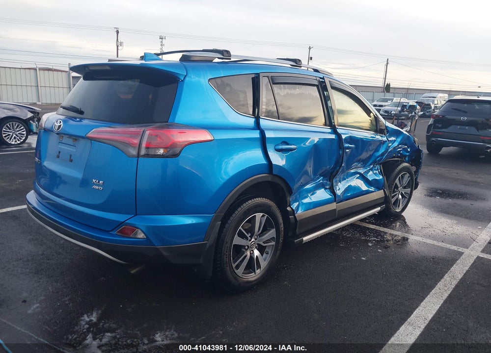 2017 TOYOTA RAV4 XLE VIN: JTMRFREV7HJ107423