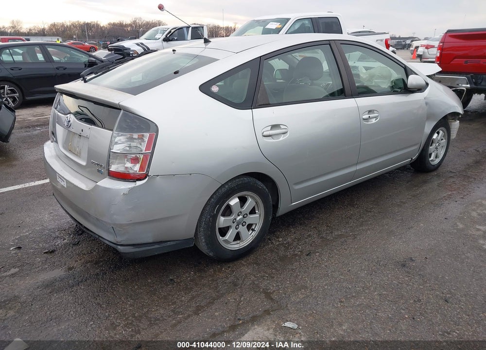 2005 TOYOTA PRIUS VIN: JTDKB20U053120856