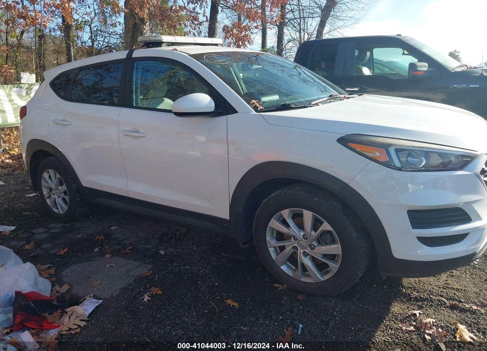 2020 HYUNDAI TUCSON SE VIN: KM8J23A48LU084868