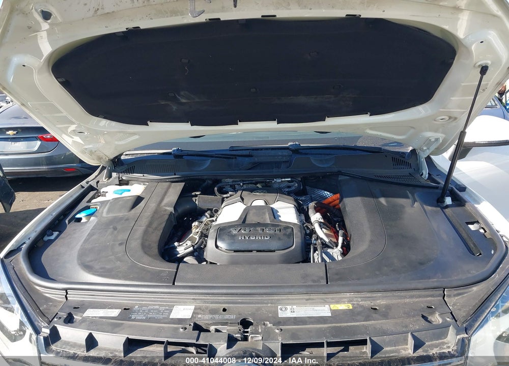 2011 VOLKSWAGEN TOUAREG HYBRID VIN: WVGFG9BP6BD005005