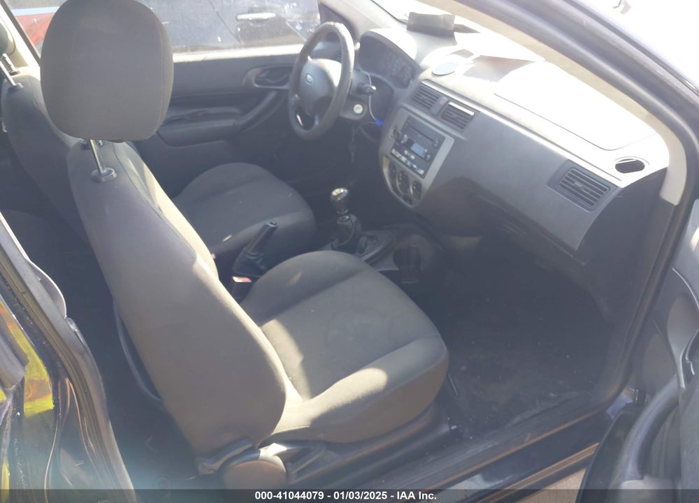 2007 FORD FOCUS S/SE/SES VIN: 1FAFP31N77W347274