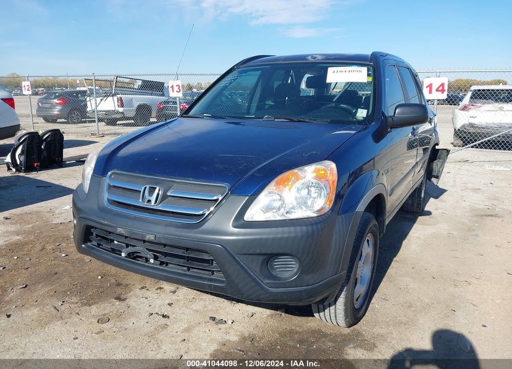 2005 HONDA CR-V LX VIN: JHLRD68595C008427