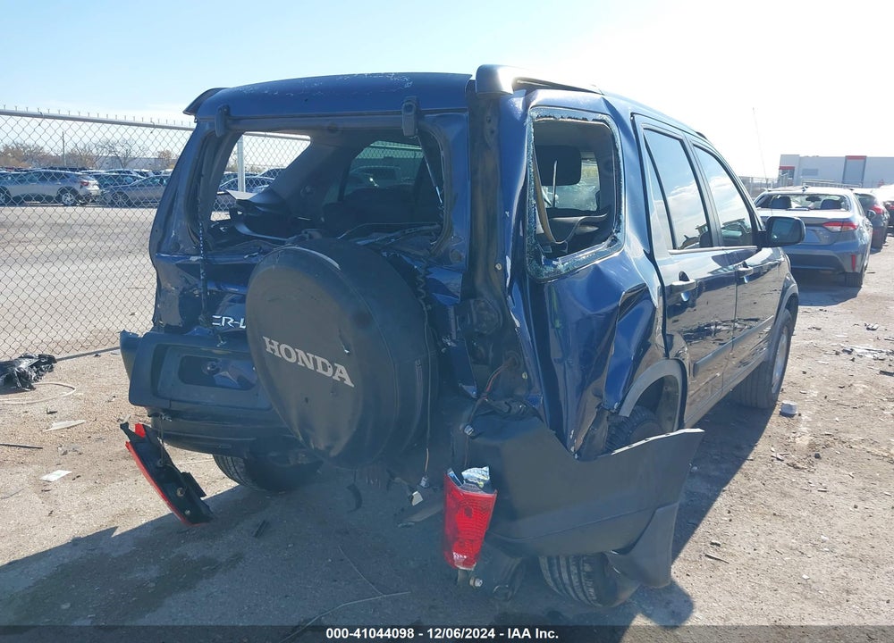 2005 HONDA CR-V LX VIN: JHLRD68595C008427