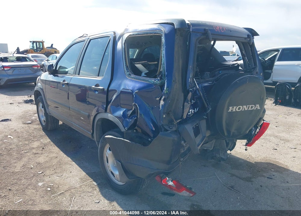 2005 HONDA CR-V LX VIN: JHLRD68595C008427