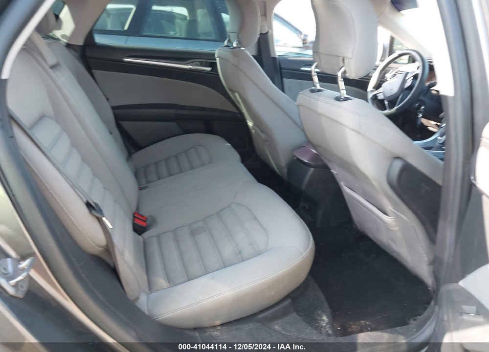 2014 FORD FUSION HYBRID VIN: 3FA6P0UU5ER131182