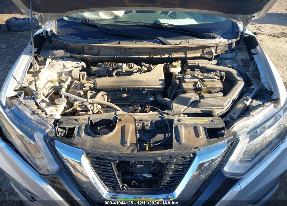 2017 NISSAN ROGUE SV VIN: KNMAT2MT6HP597217